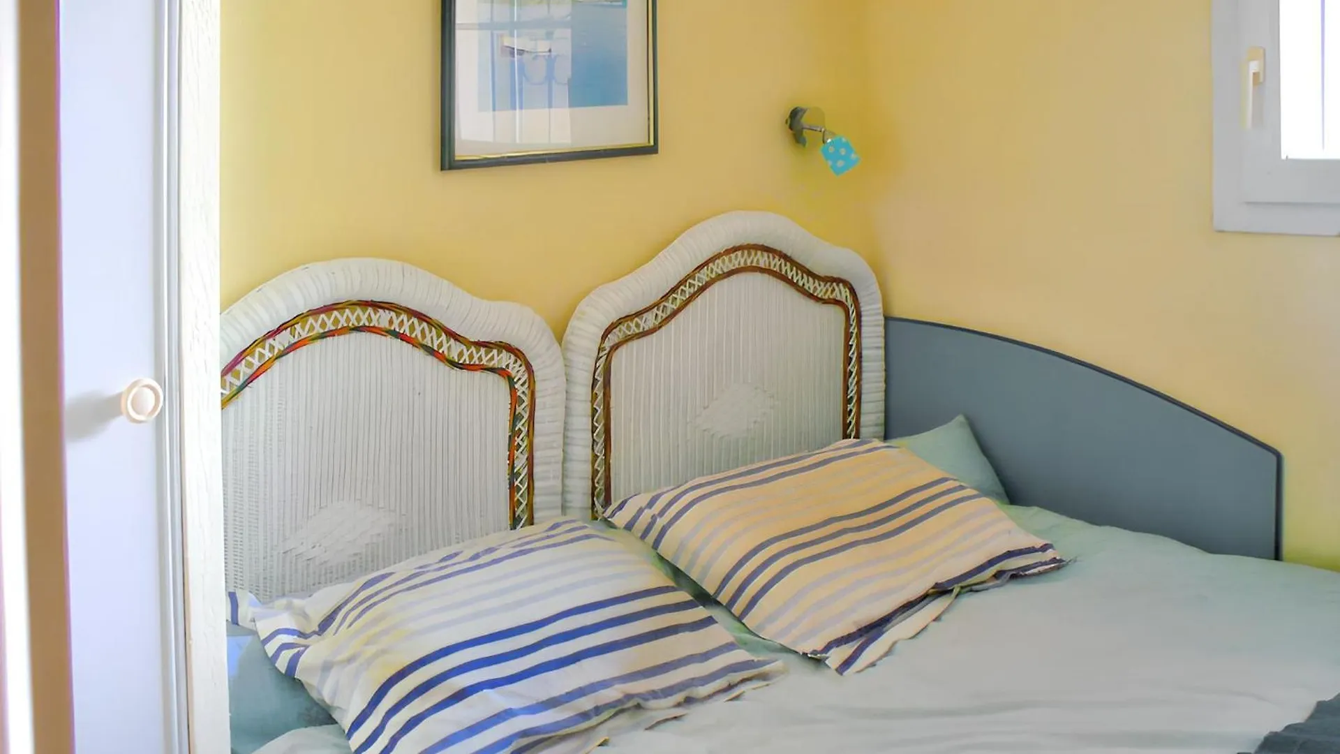 דירה Appartement D'Une Chambre A Gassin A 100 M De La Plage Avec Vue Sur La Mer Et Piscine Partagee
